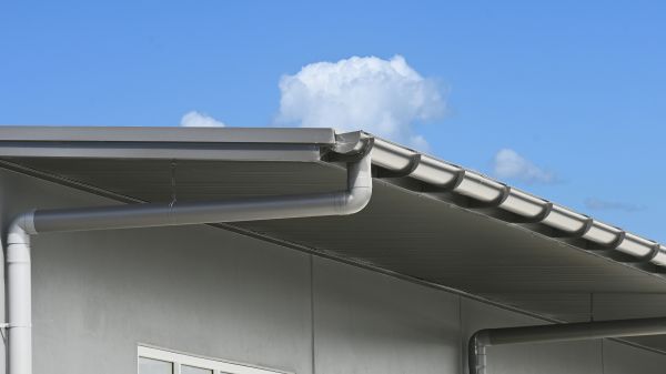 Eavestrough Service in Clearfield